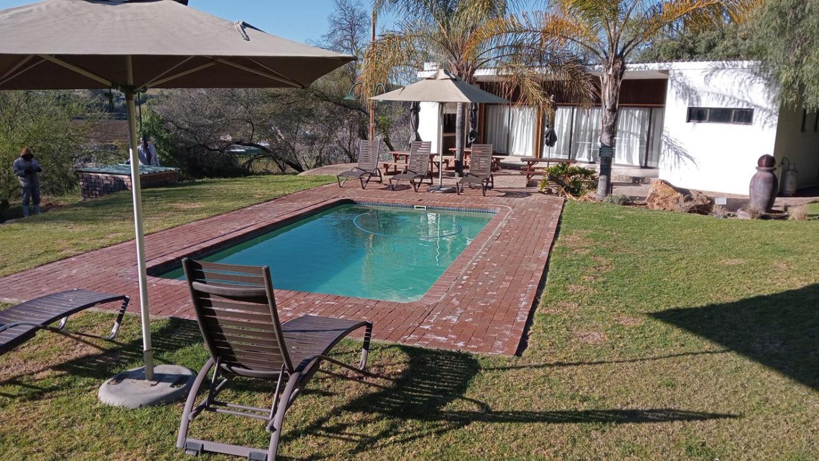 Kranskloof Country Lodge Oudtshoorn Esterno foto