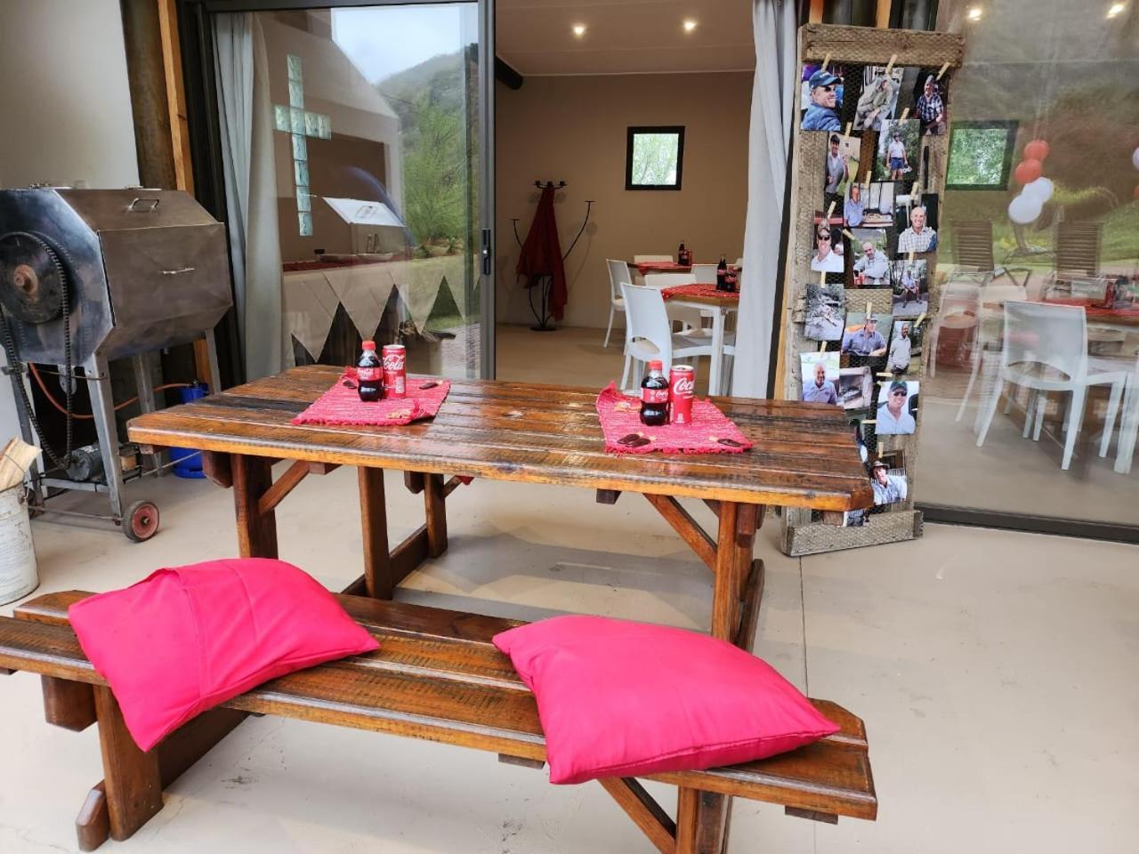 Kranskloof Country Lodge Oudtshoorn Esterno foto